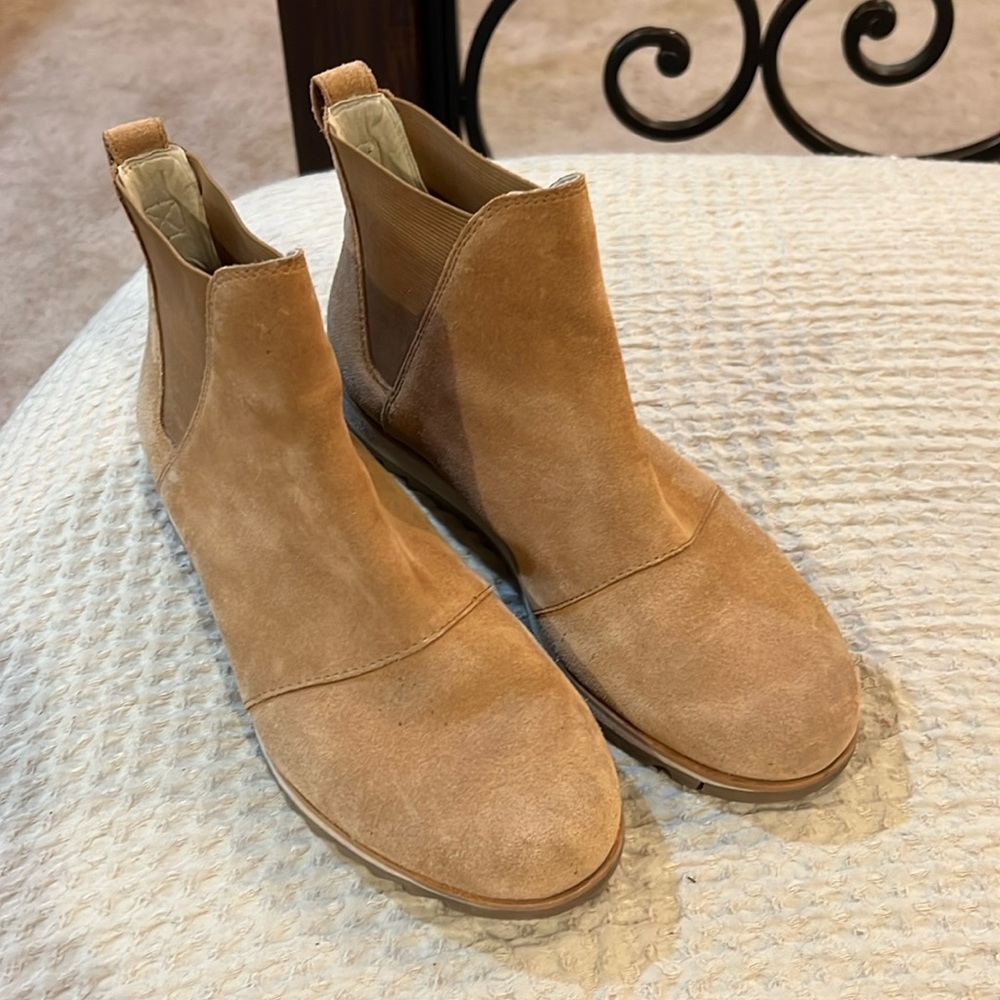 Women’s Sorel boots!